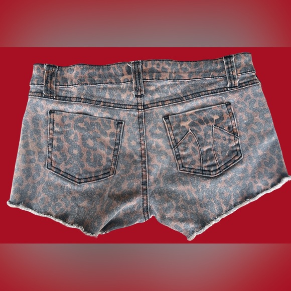 Drang Goodman TRIPP NYC Faded Cheetah Shorts Size: Small Women’s - Picture 2 of 3